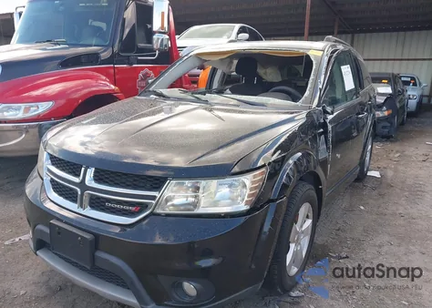 2012 Dodge Journey Sxt z USA, uszkodzony, nr VIN 3C4PDCBG9CT387265